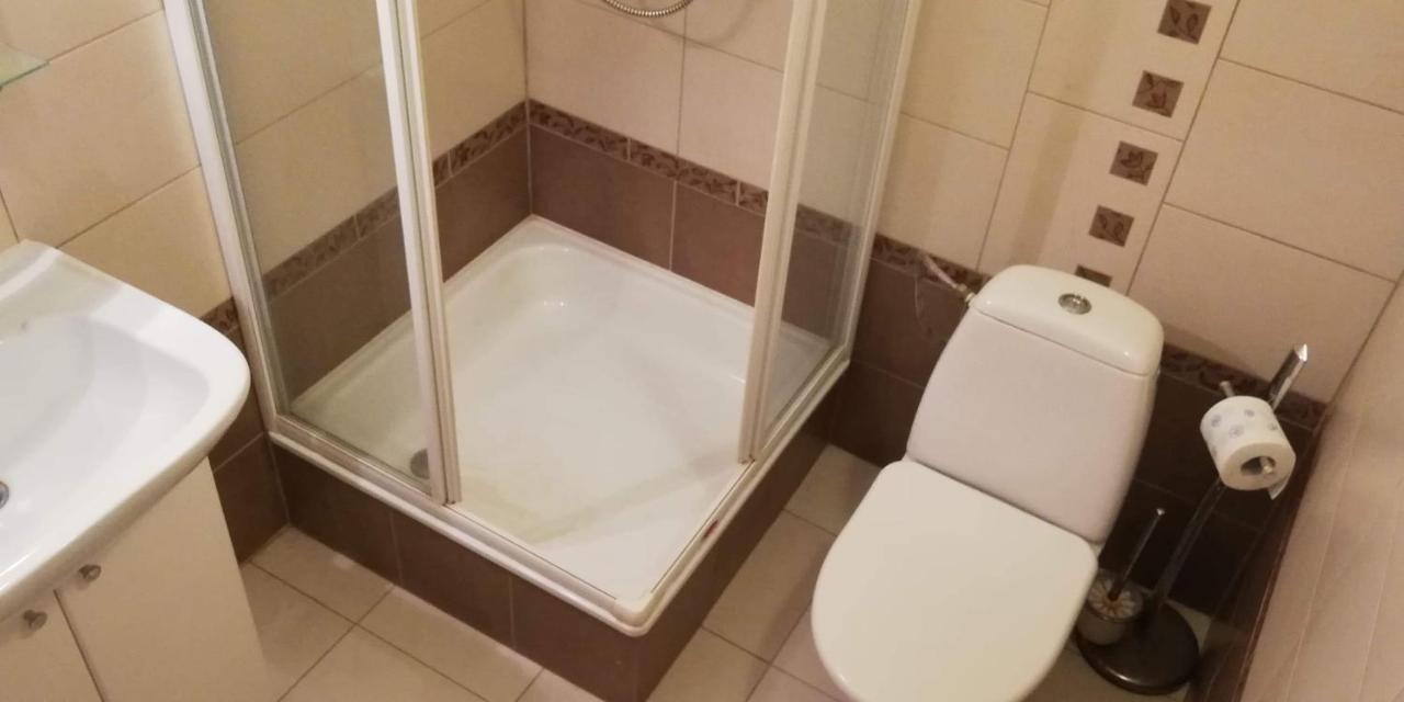 Dwor Komorowo Kültér fotó